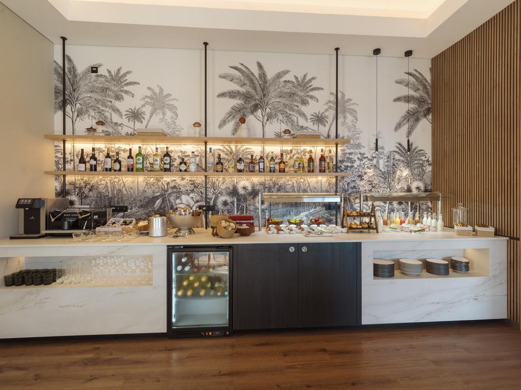 Preferred Club Lounge Dreams Madeira Resort, Spa & Marina Funchal Preferred Club Lounge Dreams Madeira Resort, Spa & Marina Funchal