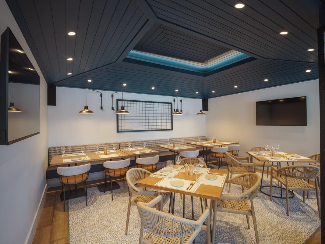 The Desire Sports Bar Dreams Madeira Resort, Spa & Marina Funchal The Desire Sports Bar Dreams Madeira Resort, Spa & Marina Funchal