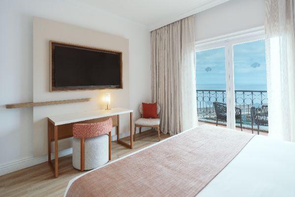 None  Dreams Madeira Resort, Spa & Marina Funchal