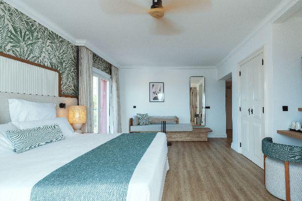 PREFERRED CLUB JUNIOR SUITE OCEAN VIEW  Dreams Madeira Resort, Spa & Marina Funchal