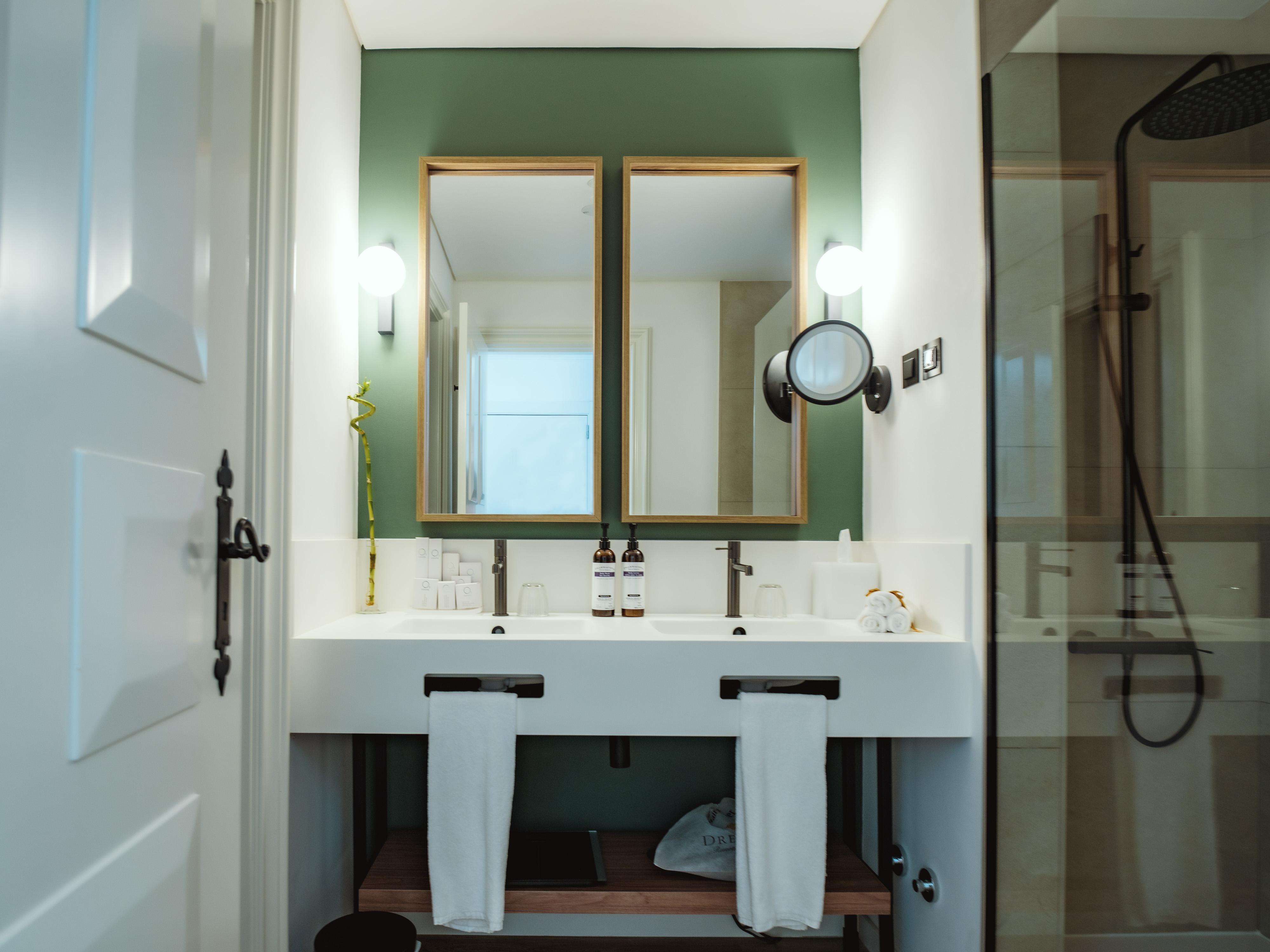 None  Dreams Madeira Resort, Spa & Marina Funchal