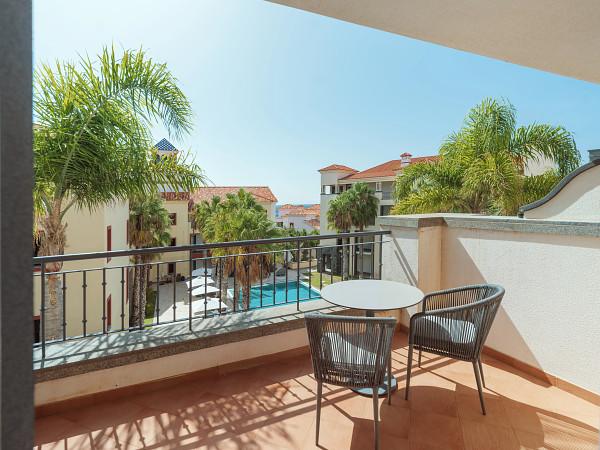 DOUBLE GARDEN VIEW (ADULTS ONLY) Dreams Madeira Resort, Spa & Marina Funchal DOUBLE GARDEN VIEW (ADULTS ONLY) Dreams Madeira Resort, Spa & Marina Funchal