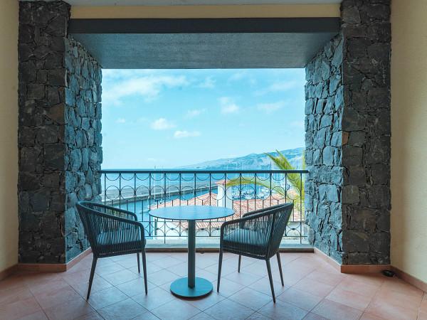 DOUBLE FRONTAL OCEAN VIEW (ADULTS ONLY) Dreams Madeira Resort, Spa & Marina Funchal DOUBLE FRONTAL OCEAN VIEW (ADULTS ONLY) Dreams Madeira Resort, Spa & Marina Funchal