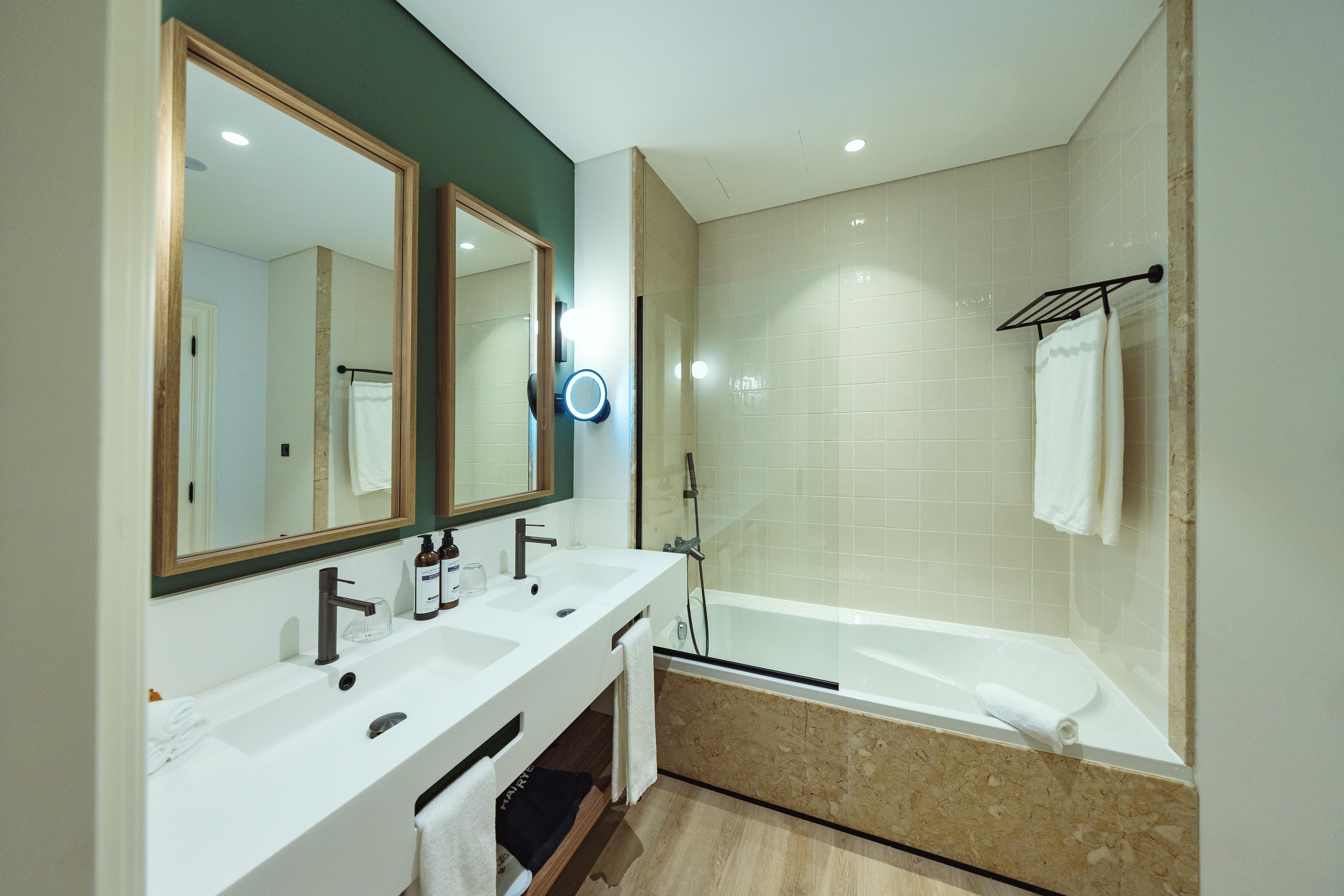 PREFERRED CLUB DOUBLE OCEAN VIEW  Dreams Madeira Resort, Spa & Marina Funchal