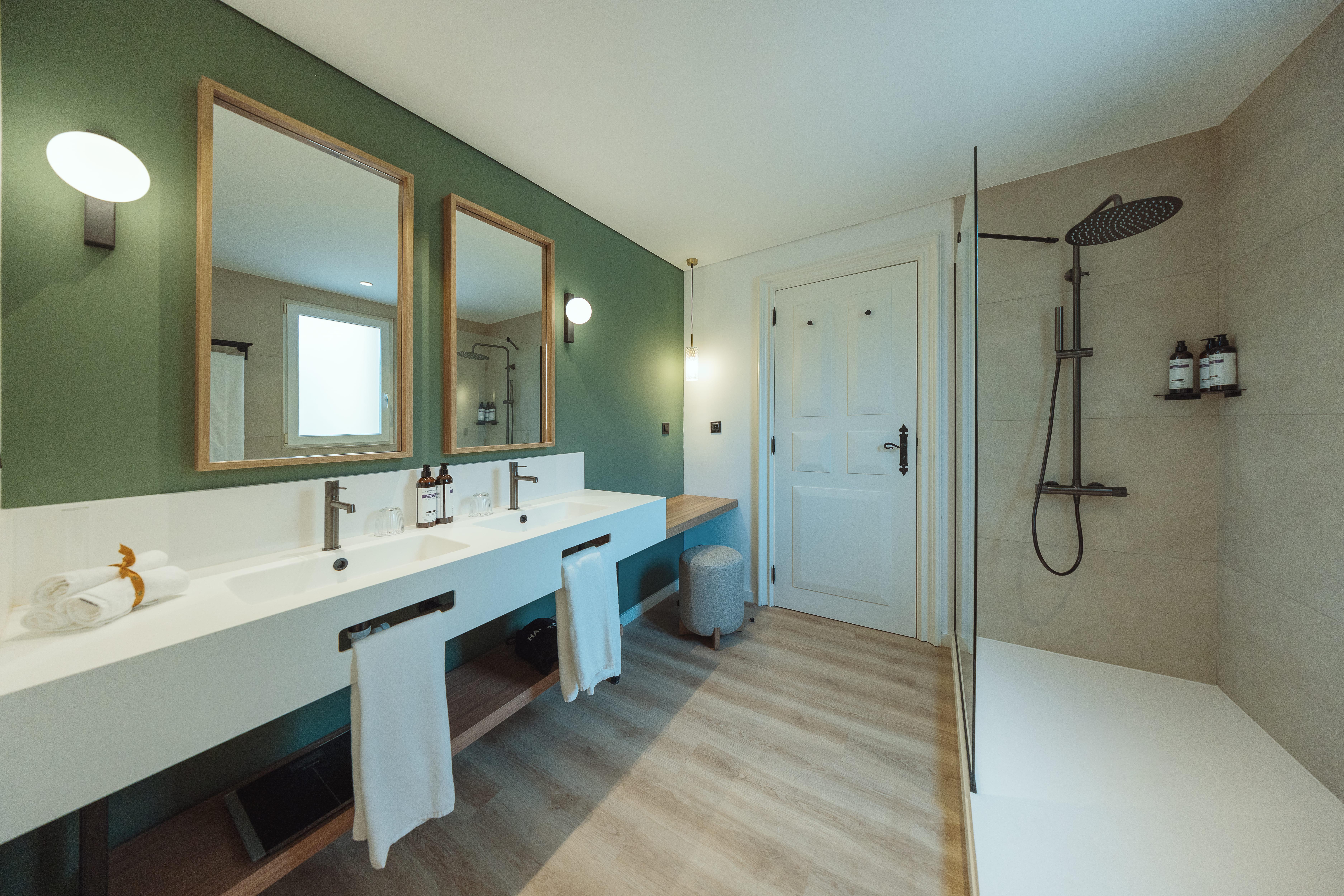 JUNIOR SUITE  Dreams Madeira Resort, Spa & Marina Funchal