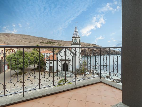 PREFERRED CLUB HONEYMOON SUITE Dreams Madeira Resort, Spa & Marina Funchal PREFERRED CLUB HONEYMOON SUITE Dreams Madeira Resort, Spa & Marina Funchal