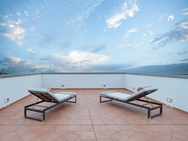 PREFERRED CLUB HONEYMOON SUITE Dreams Madeira Resort, Spa & Marina Funchal PREFERRED CLUB HONEYMOON SUITE Dreams Madeira Resort, Spa & Marina Funchal