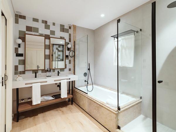 PREFERRED CLUB SUITE FRONTAL OCEAN VIEW (ADULTS ONLY) Dreams Madeira Resort, Spa & Marina Funchal PREFERRED CLUB SUITE FRONTAL OCEAN VIEW (ADULTS ONLY) Dreams Madeira Resort, Spa & Marina Funchal