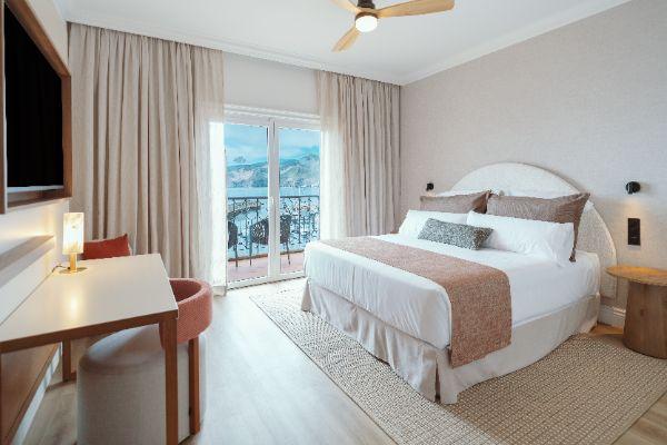 None  Dreams Madeira Resort, Spa & Marina Funchal